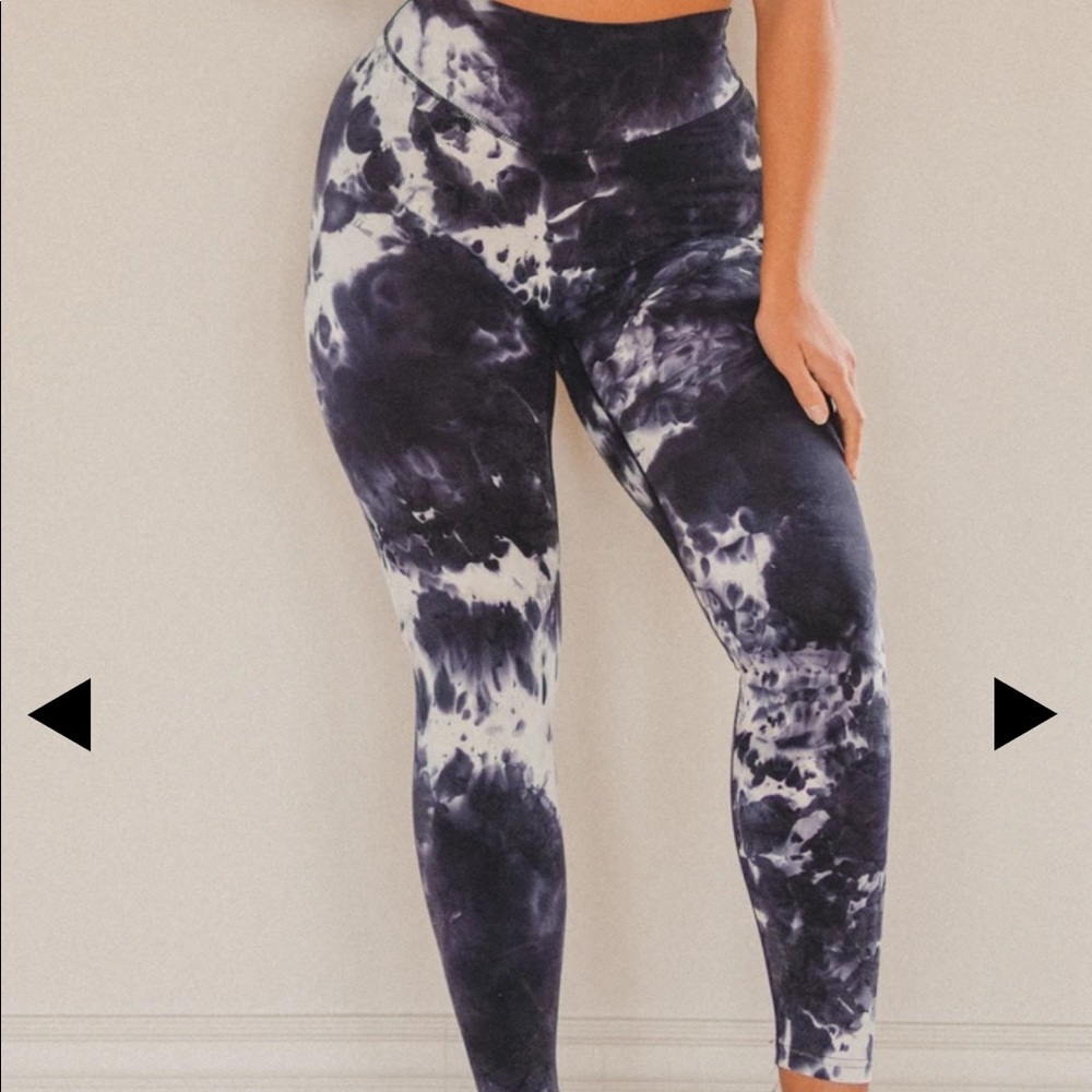 Balance Athletica- The cloud pant: Avalanche